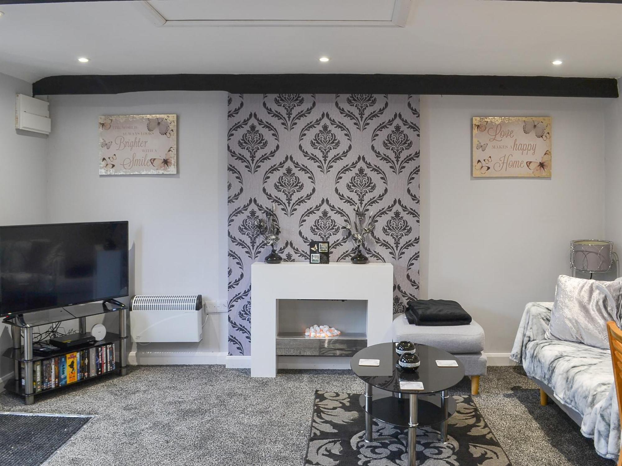 Just Janes Hangout Miningsby Экстерьер фото